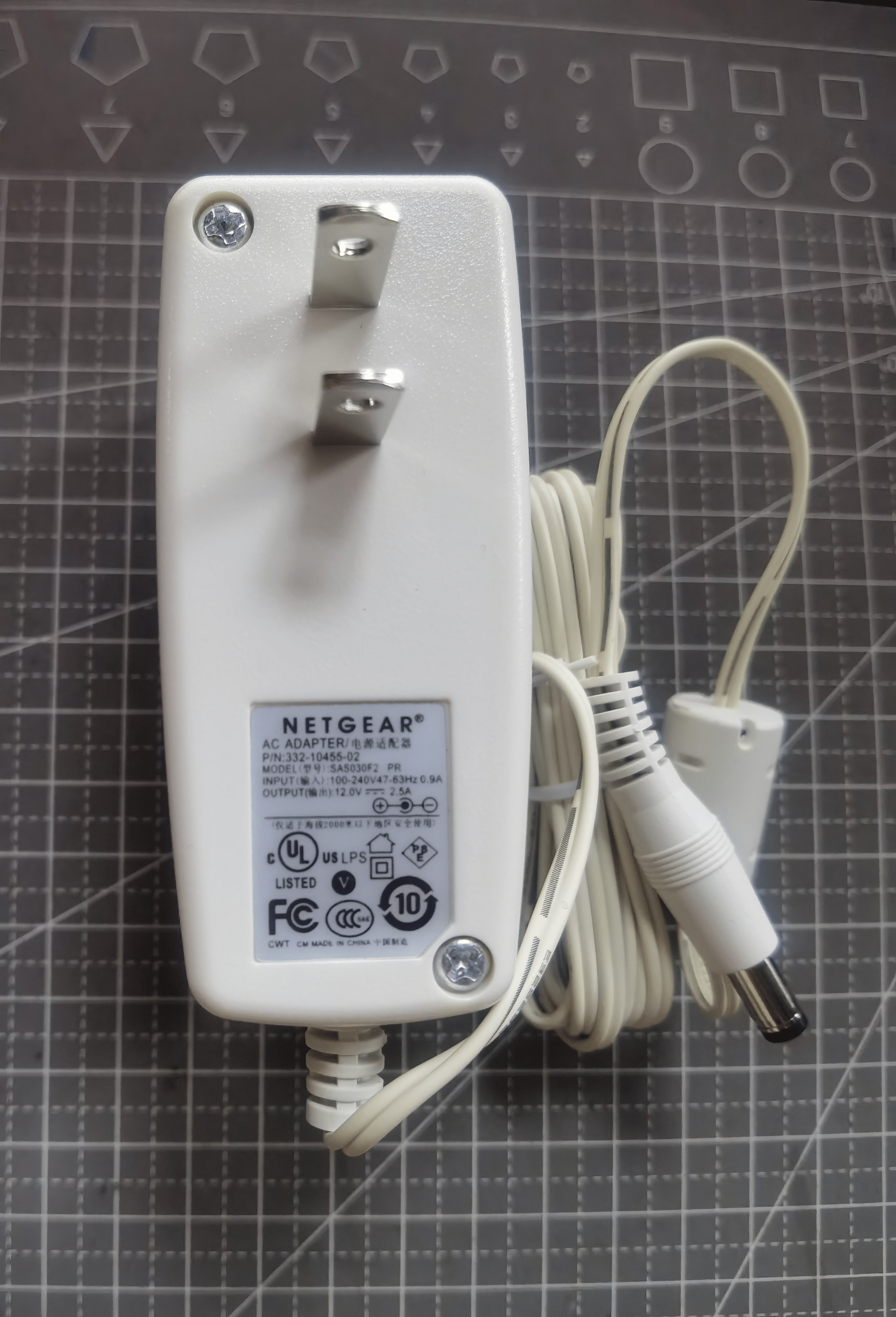 *Brand NEW*NETGEAR SAS030F2 PR 332-10455-02 12V 2.5A AC ADAPTER Power Supply